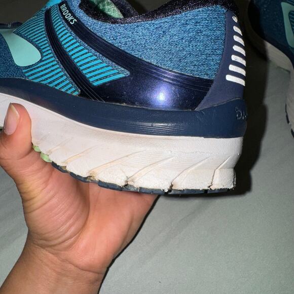 Brooks Adrenaline GTS 18 Blue Women's 9M Running Shoes 1202681B495 - Picture 7 of 10